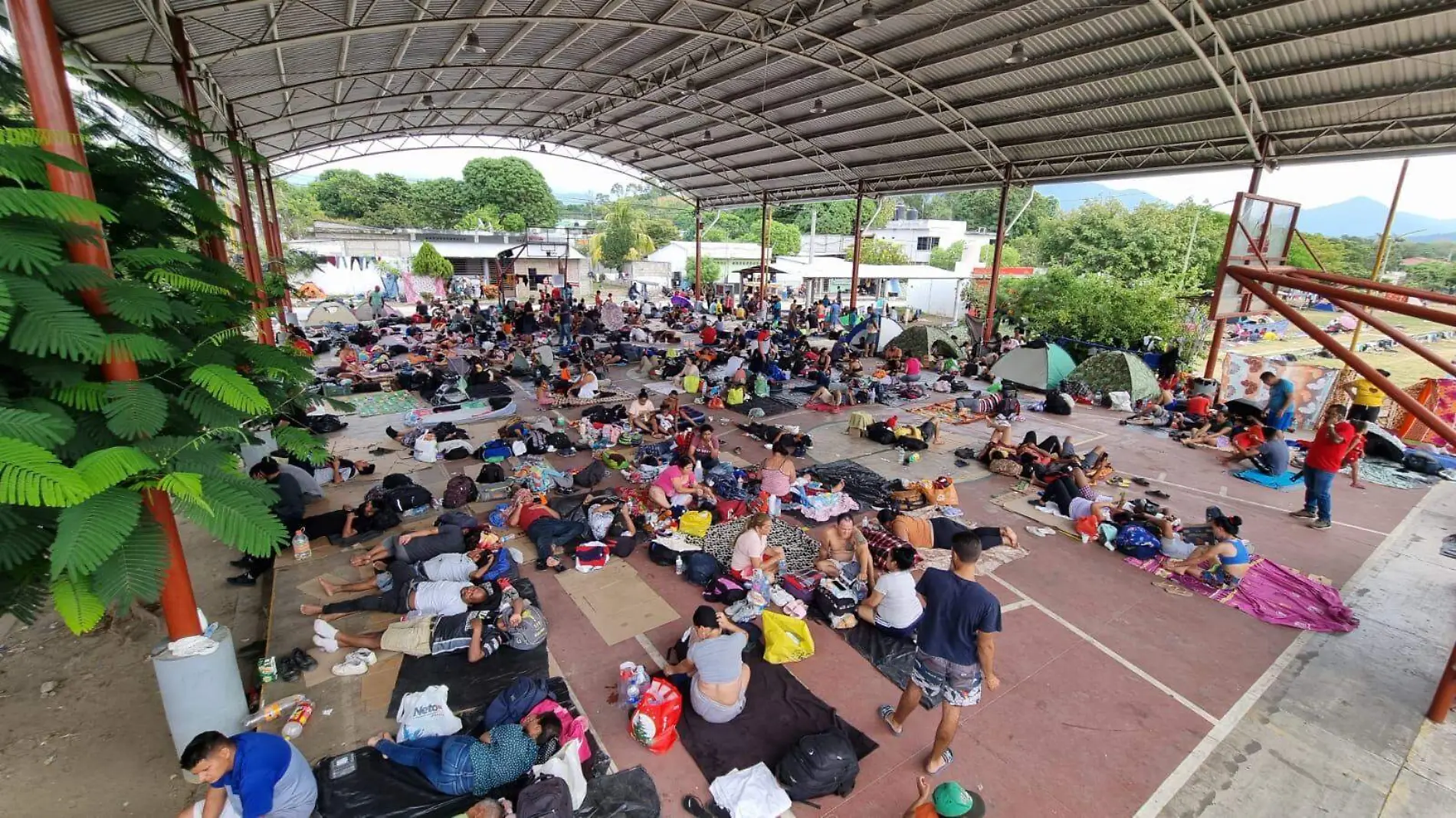 migrantes en domo de mapastepec